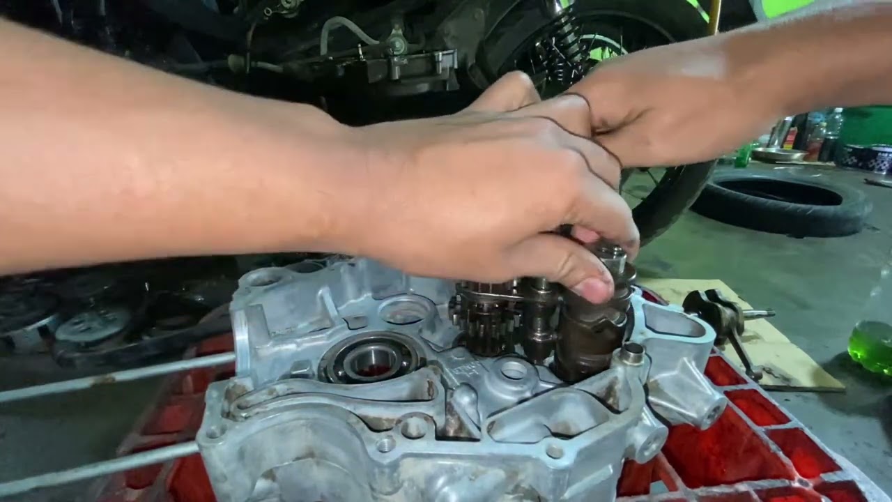 Rakit bak tengah Jupiter Z