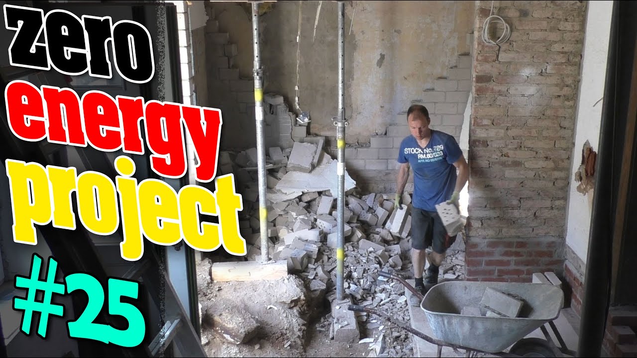 TEARDOWN of the former bathroom