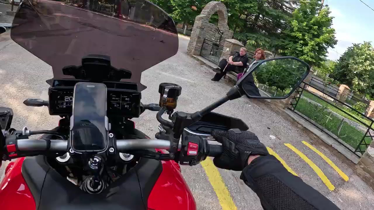 🏍️ Βόλτα στα Πετροκέρασα | Μικρές στάσεις, καθαρό μυαλό