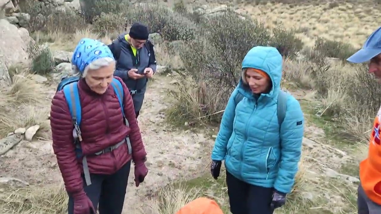 El Boalo,cueva del Maquis,cruz del Mierlo y clavijas 27-12-25