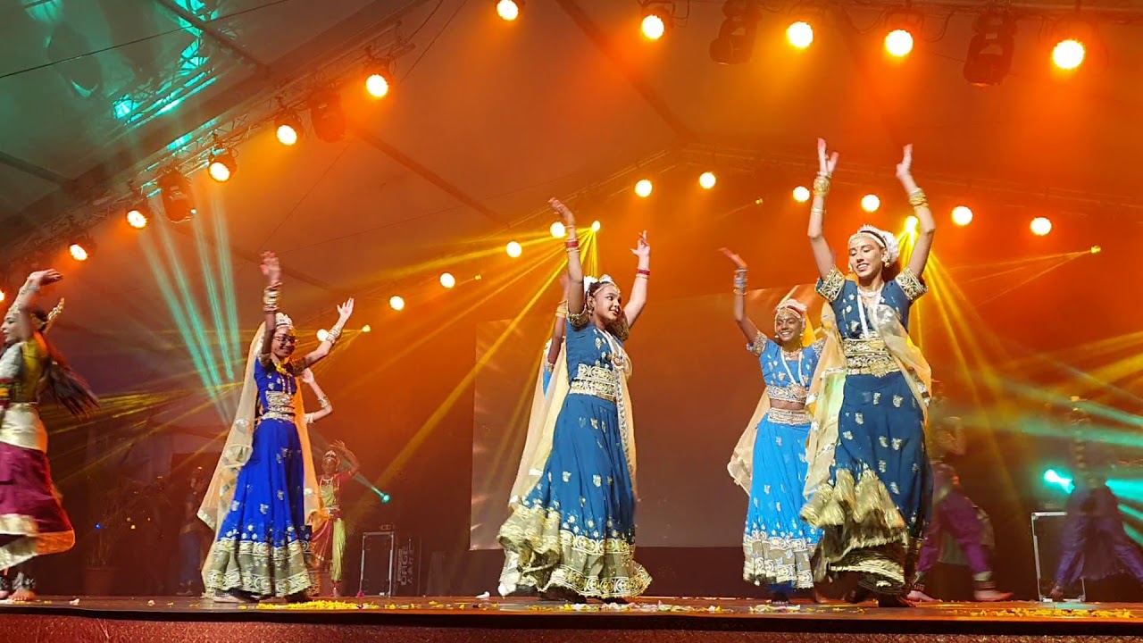 Danse indienne - DIPAVALI 2019