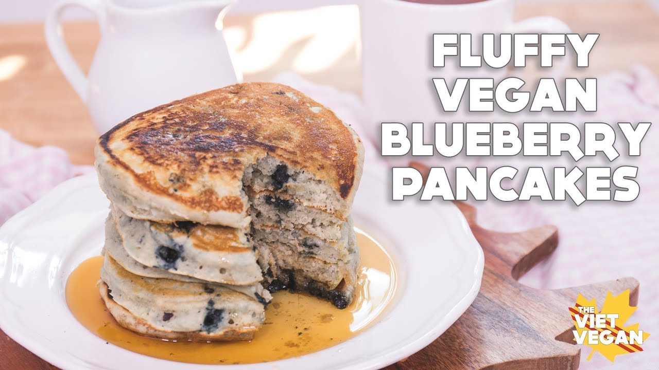 Fluffy Vegan Blueberry Pancakes