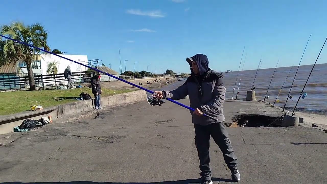 Domingo 24 de Agosto de 2025.Tirando caña para Casting, mucho viento en Costa Salguero.