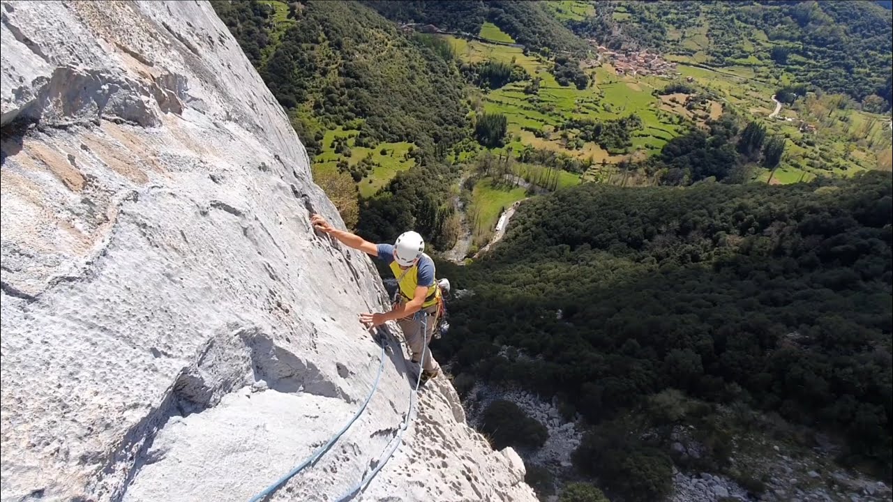 Escalada en la zona del Agero. Vía “La Vara” 6c+ 6a obligado