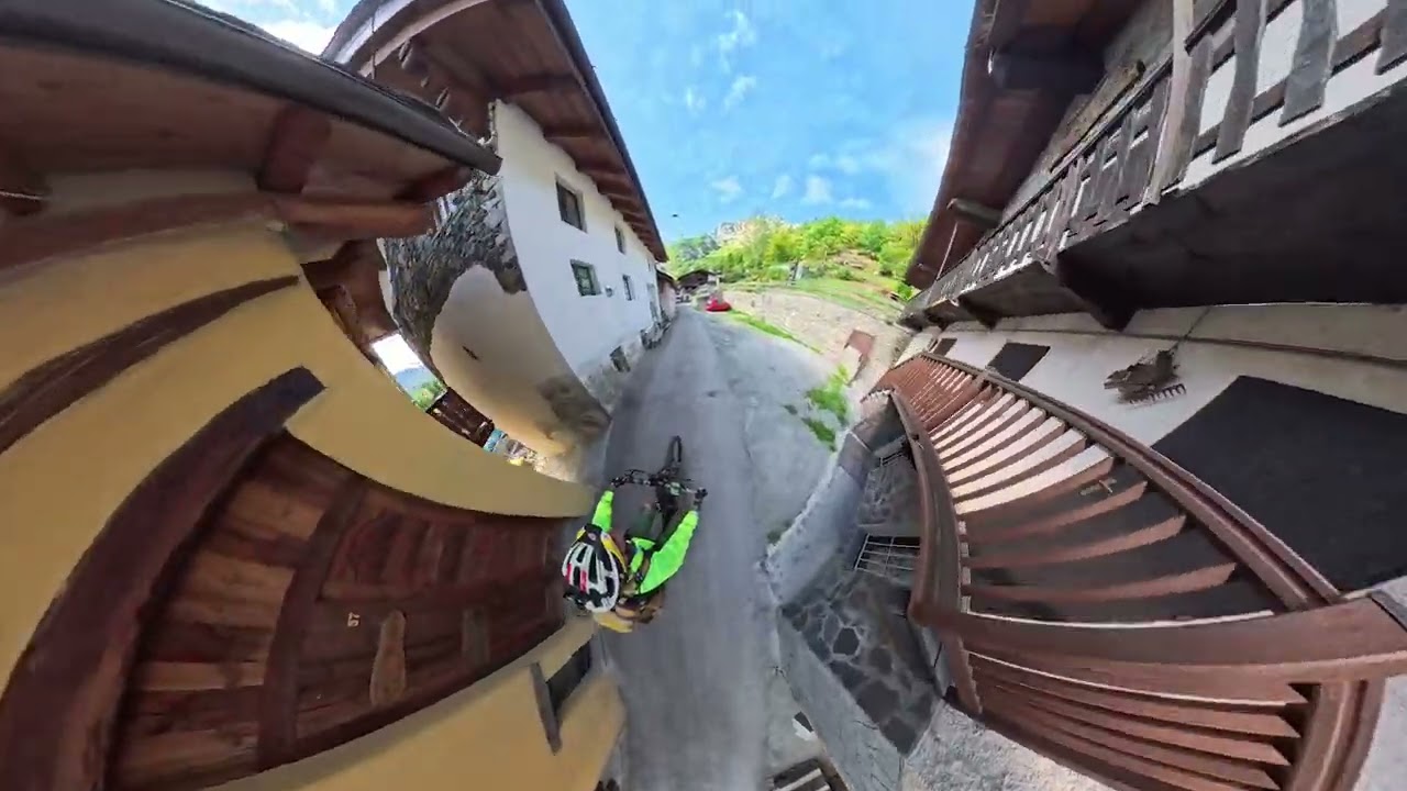 SU E GIU PER LA VALLE D AOSTA