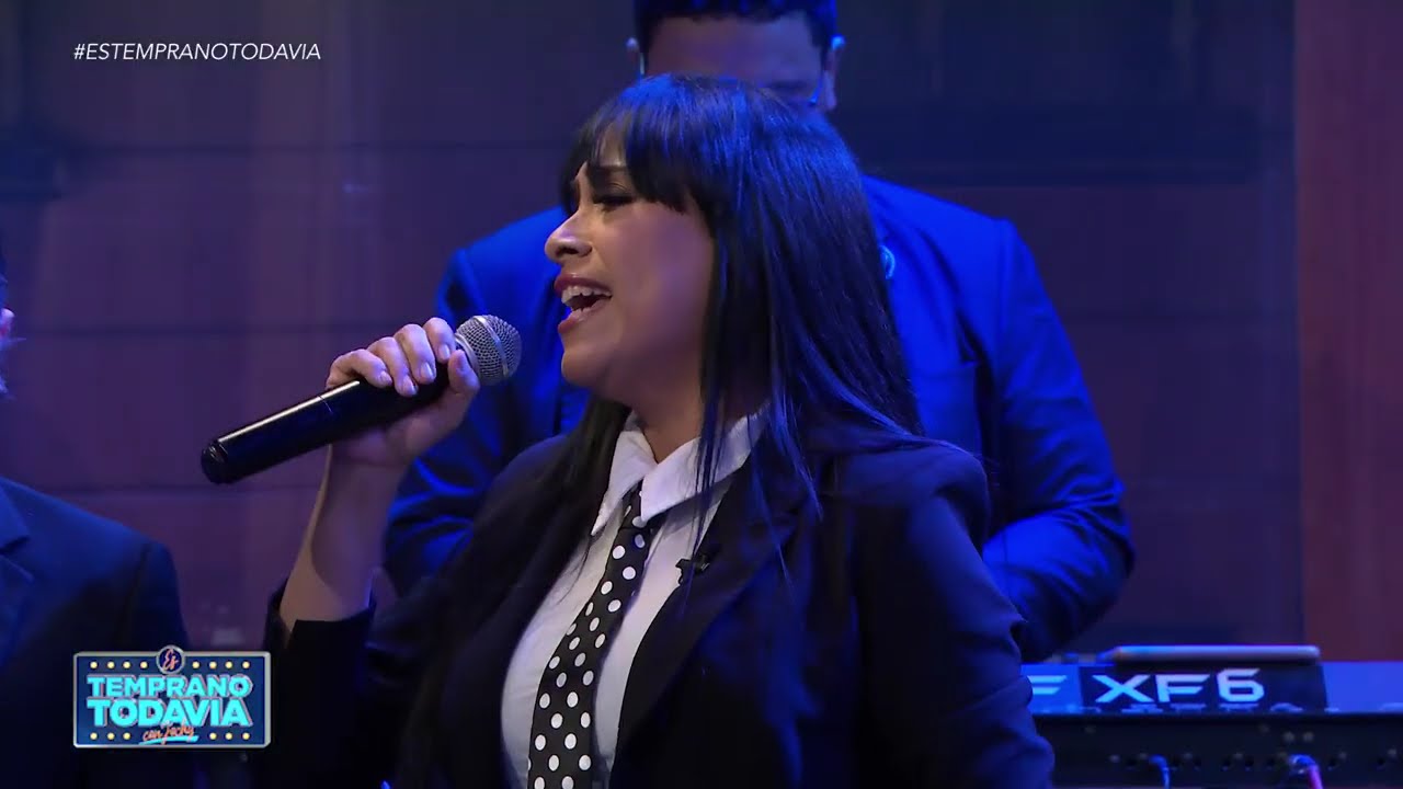 Diana Filpo cumple reto y sorprende con su voz en Es Temprano Todavia