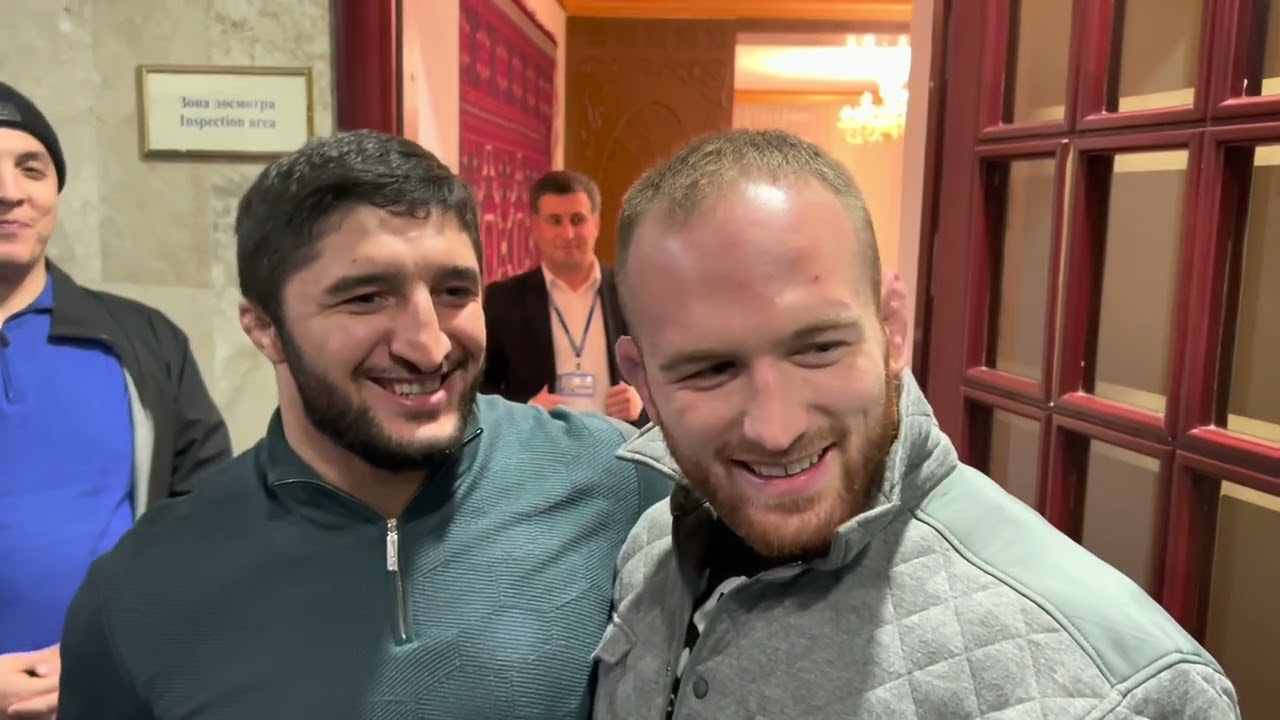 Sadulaev see off Snyder from Dagestan. Садулаев проводил Снайдера из Дагестана.
