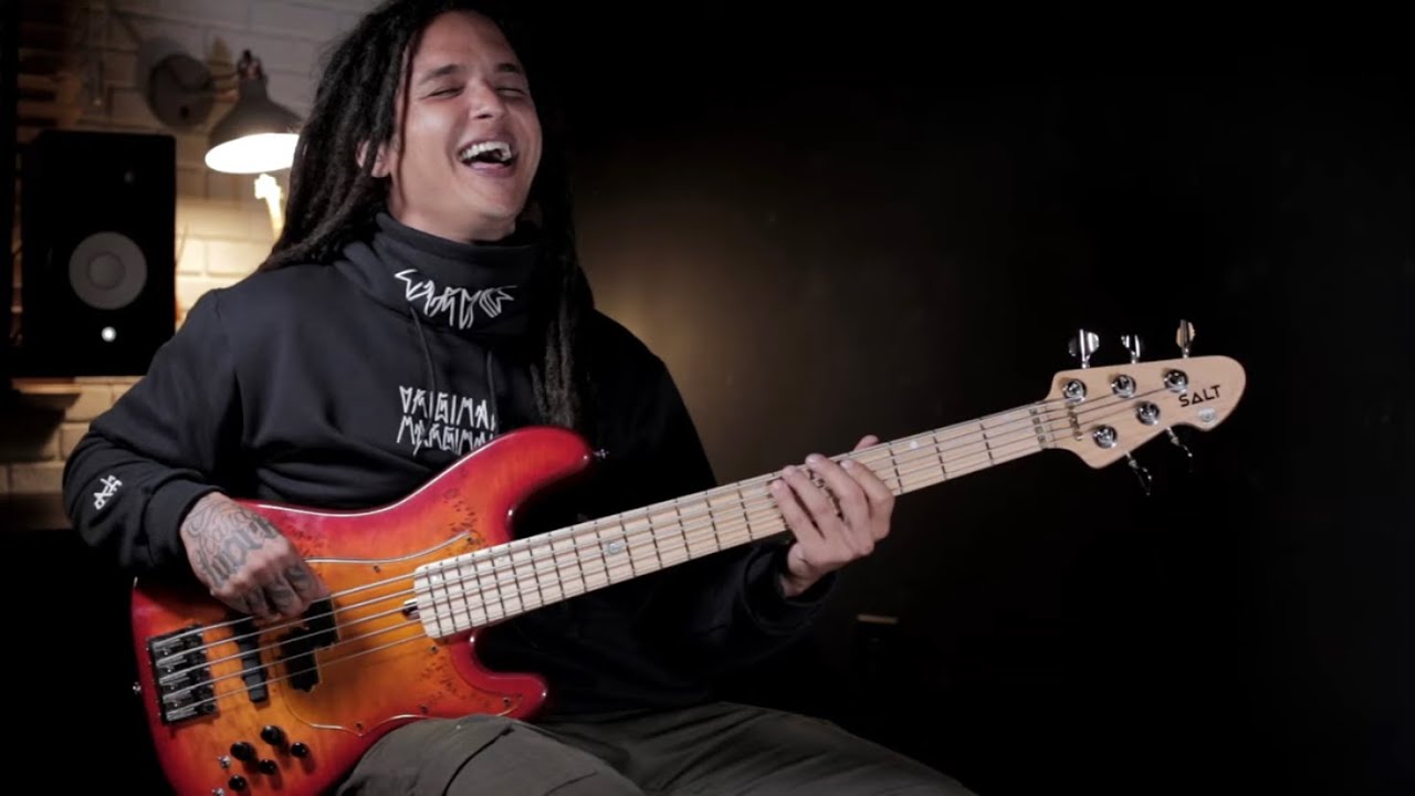 Tocando REGGAE no Baixo deOliveira Salt 5 Precision Jazz Bass 5 Cordas #2