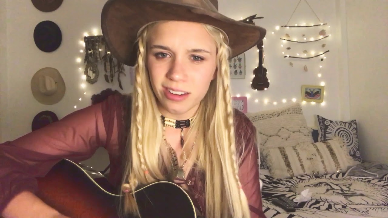 Connie Isla - Tan Solo Cover (Los Piojos)