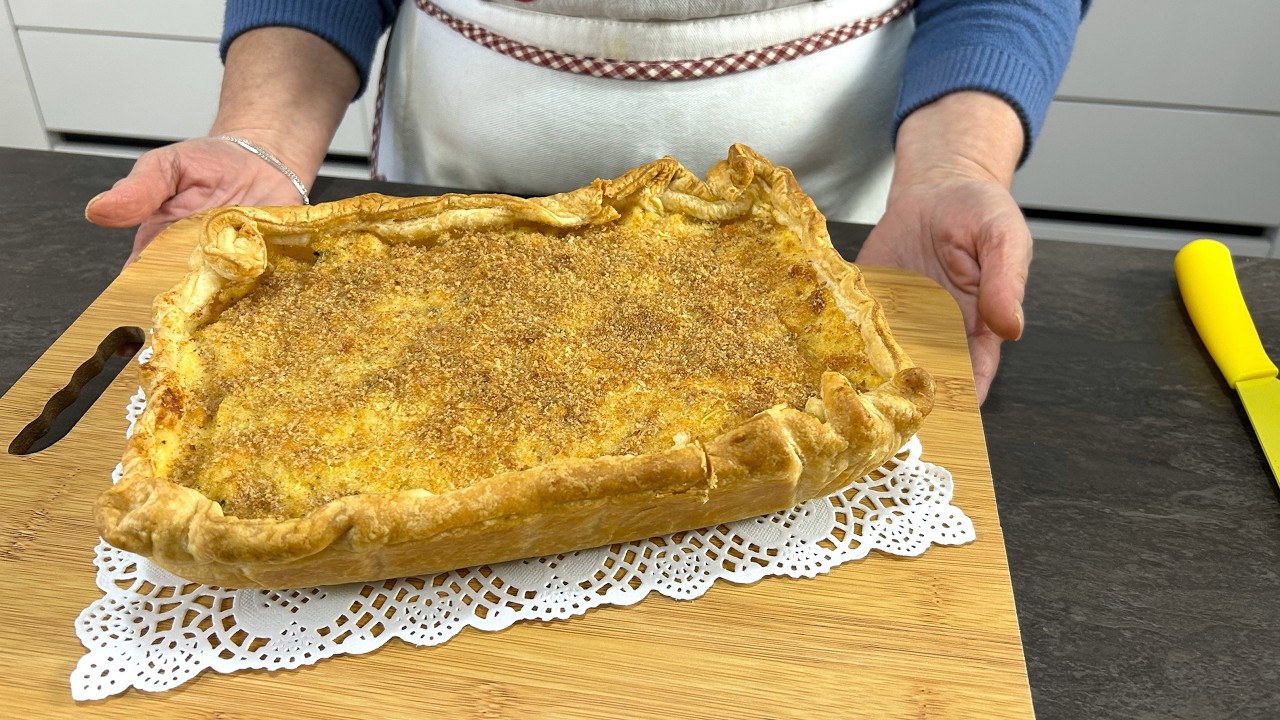 Почему ты никогда не пробовал? Сейчас идеальное время! 😋Корочка для картофельного пирога!!!