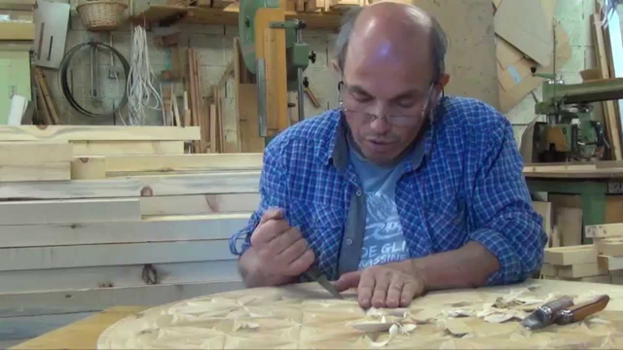 SCULPTURE SUR BOIS DANS LE QUEYRAS