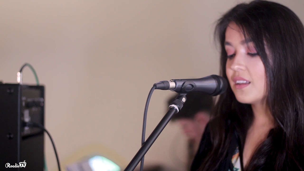 AOIFE CATHCART & OISIN MCMANUS // GRACE // ROADIE TV