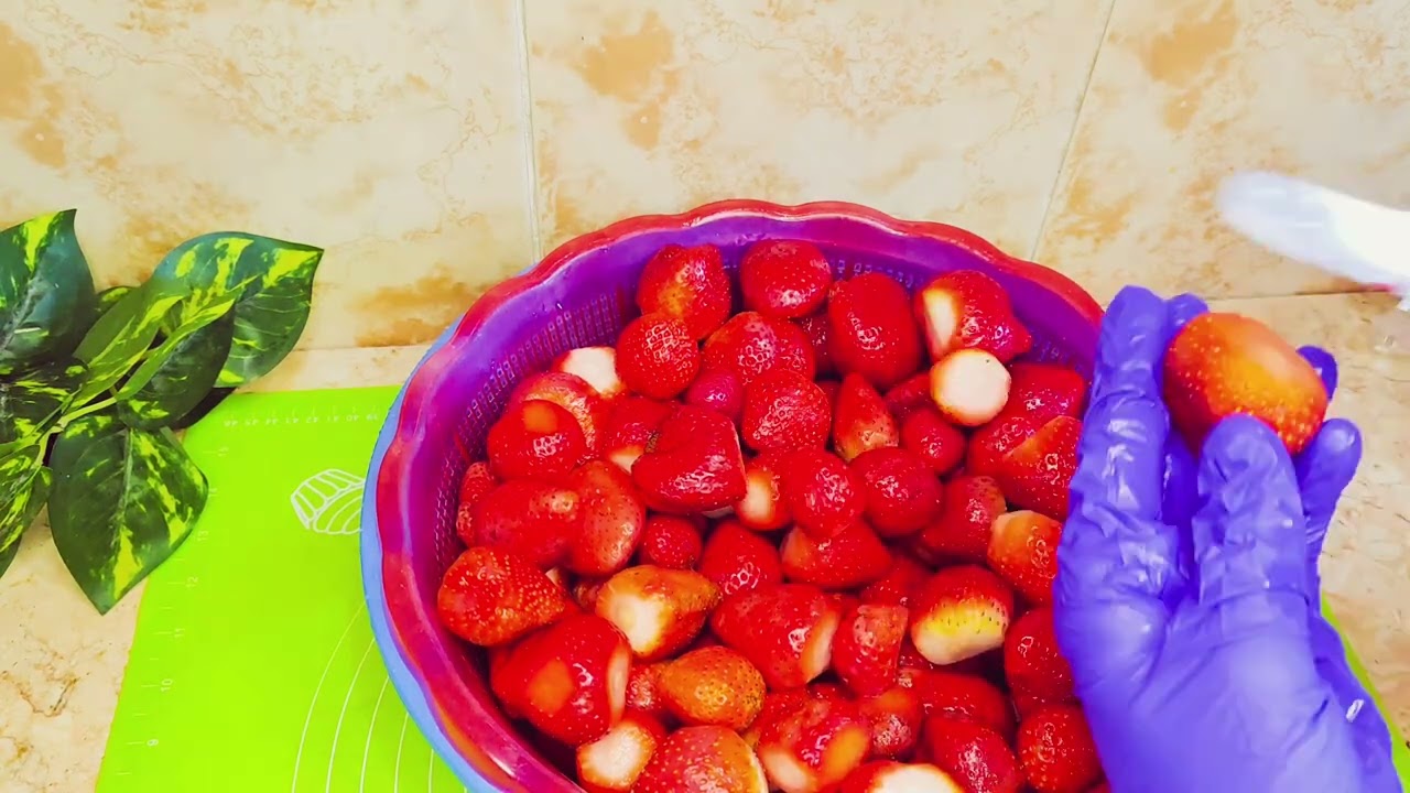 تفريز الفراوله بطريقة سهلة وبسيطة لشهر رمضان 
