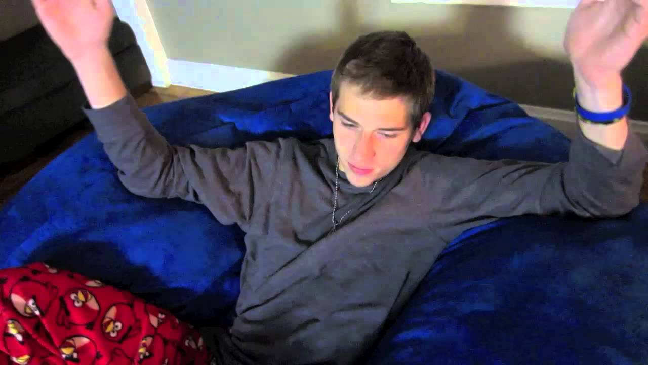 COMFORTABLE SACKS
