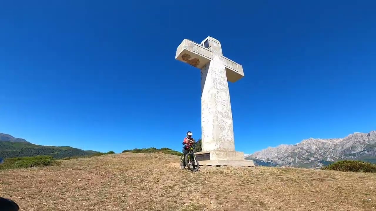 BTT-Cruz de la Viorna-Potes-Camino Lebaniego-Porcieda(pueblo abandonado)-Tudes( La Vega-Cantabria)
