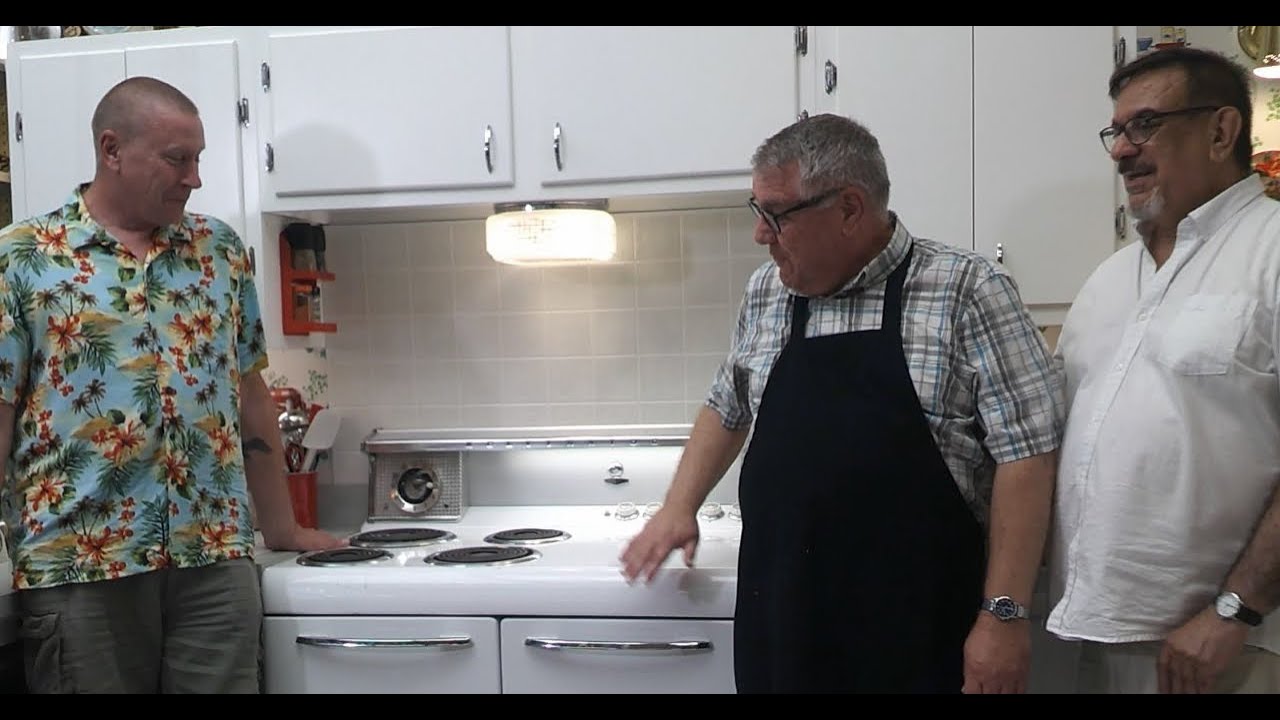 Vintage Stove Exchange: 1954 Westinghouse to 1956 Kelvinator
