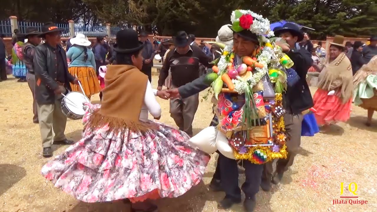 ASÍ ES COMO SE FESTEJA A UNA AUTORIDAD SALIENTE en la CULTURA AYMARA, Comunidad Zapana - Taraco