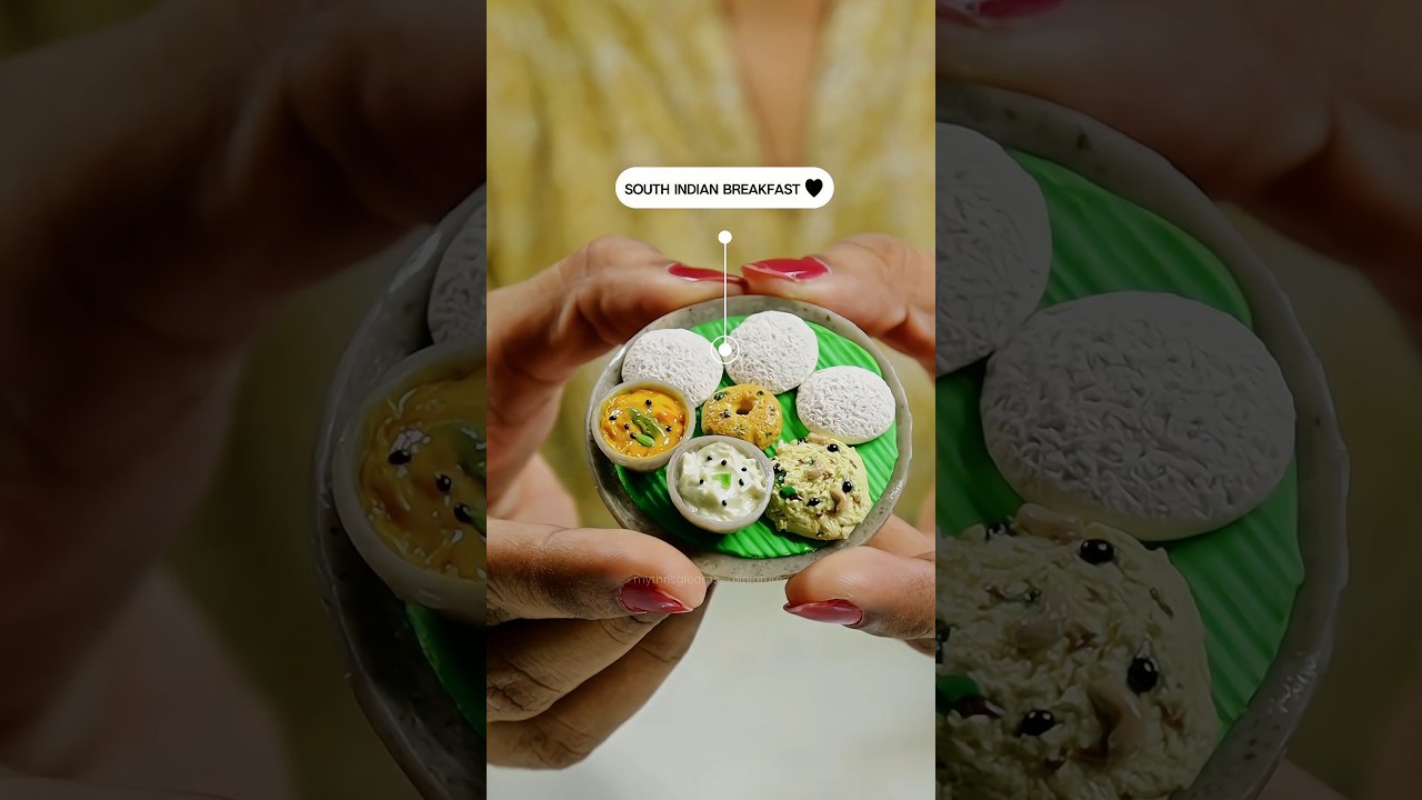 Miniature South indian Breakfast in clay | Idli, Pongal, Medhu vadai, Sambar, Chutney