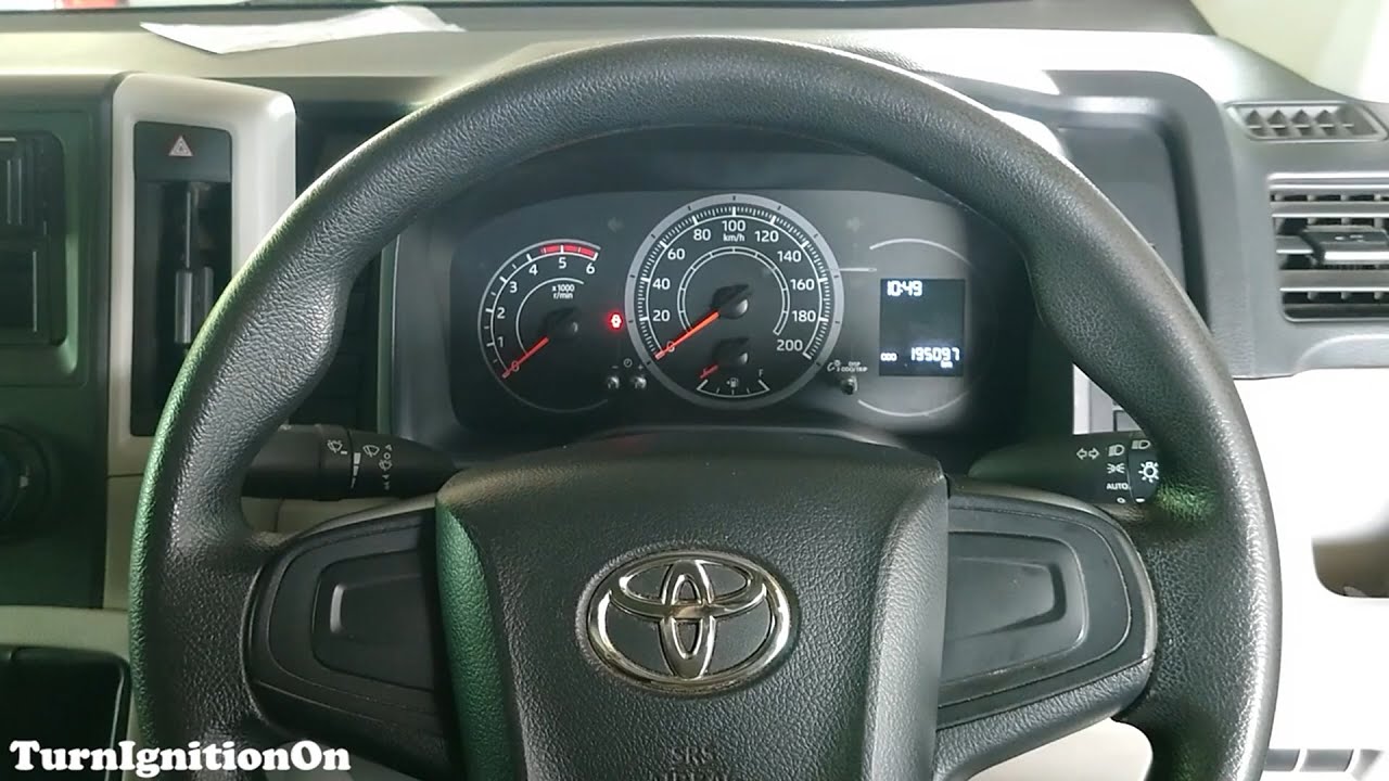 2019 Toyota Hiace 2.8 Manual Base - Startup