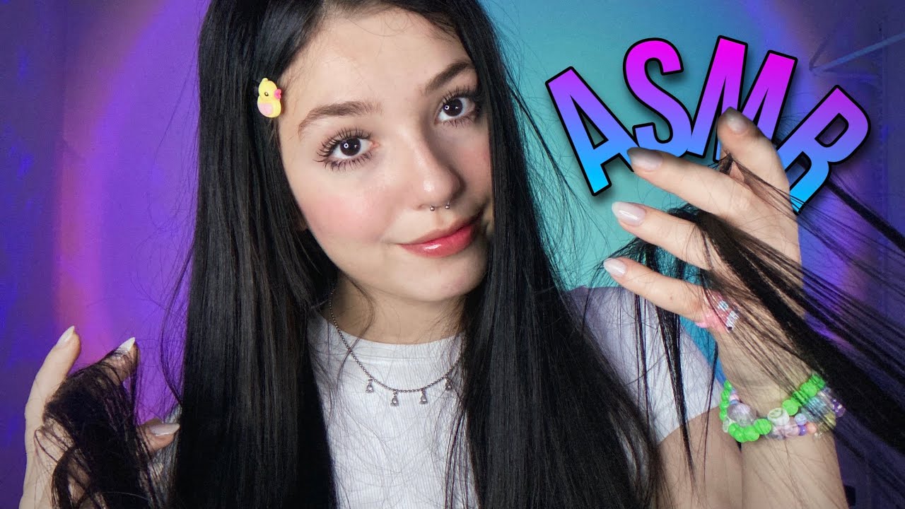 A Menina que Senta Atrás de Você faz Carinho no seu Cabelo | ASMR 🥰