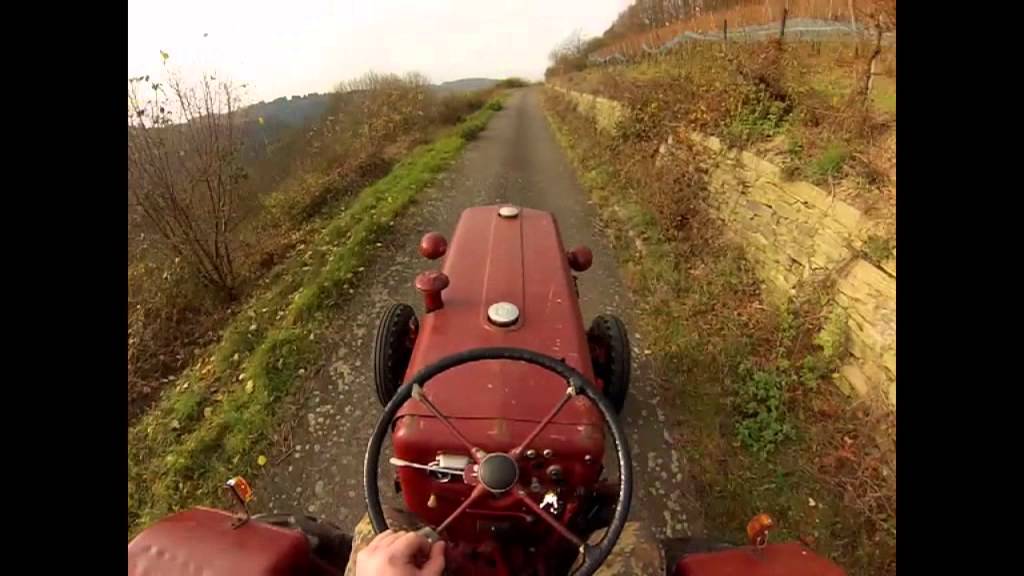IHC D324 Farmall 1956 - kleine Ausfahrt