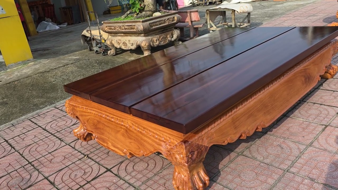Dán chân quì. Bàn tròn nguyên khối, lh 0903 49 59 39 