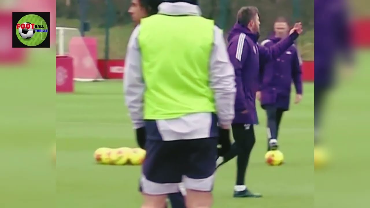 Carrick using Alex Ferguson Tactics of High Intensity PRESSING and 1v1 FINISHING ahead of Arsenal 