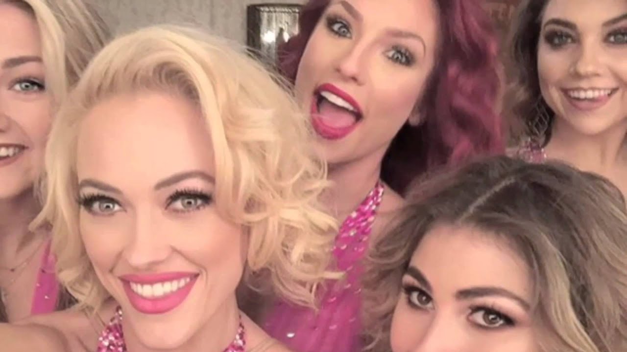 Sharna & Peta | You're My Flashlight