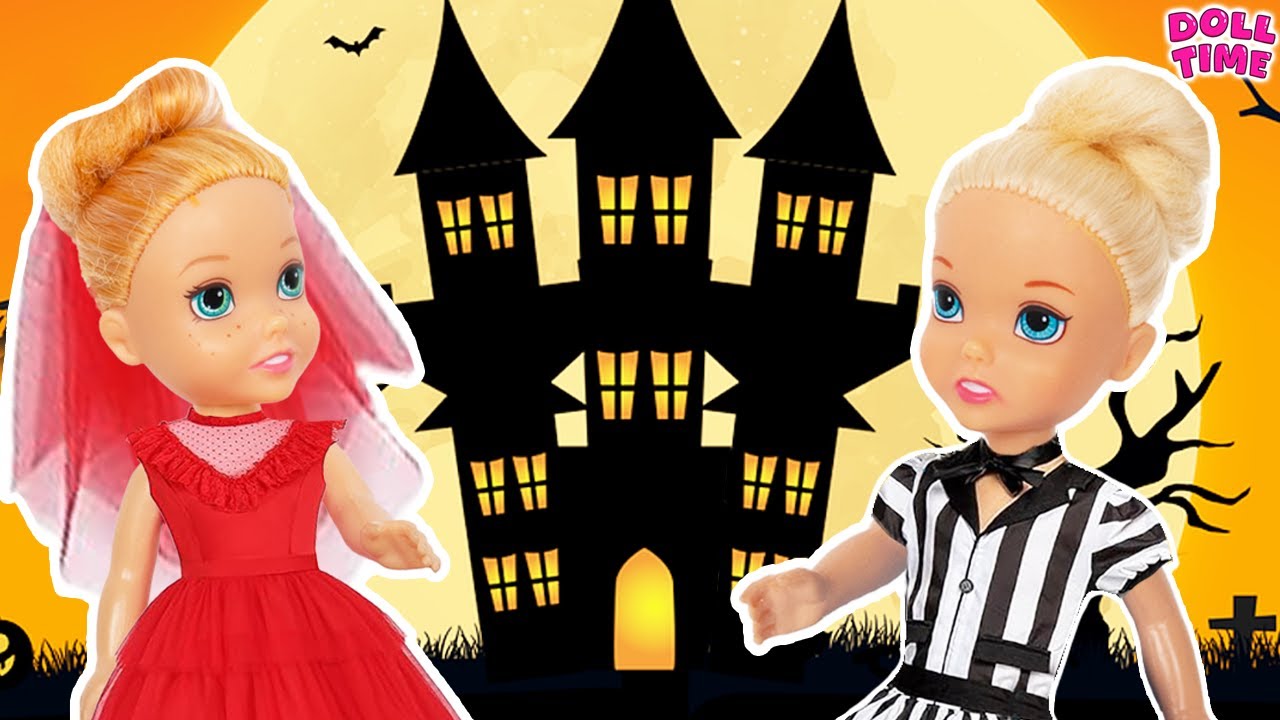 Halloween Costumes - Elsie and Annie Haunted House -unexpected surprise!