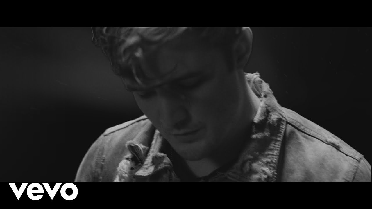 Seth Ennis - Woke Up in Nashville (Official Video)