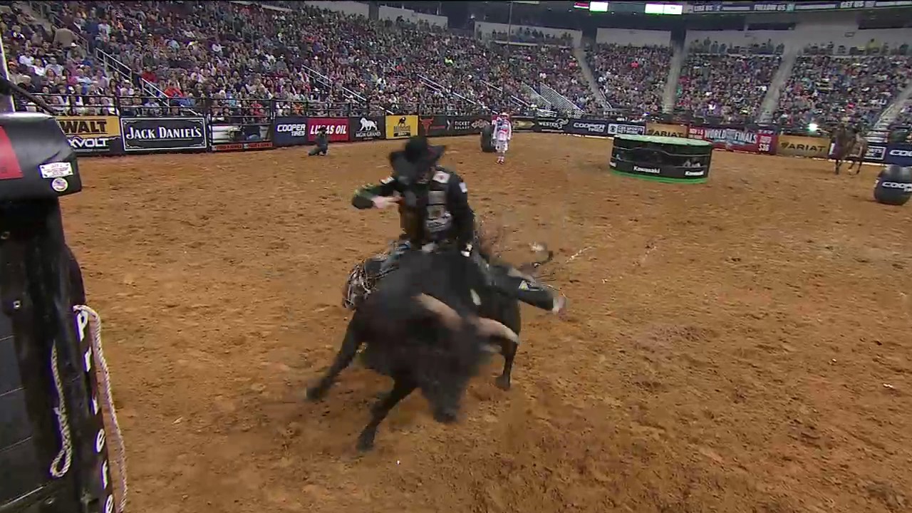 Joao Ricardo Vieira rides Legacy for 87 points