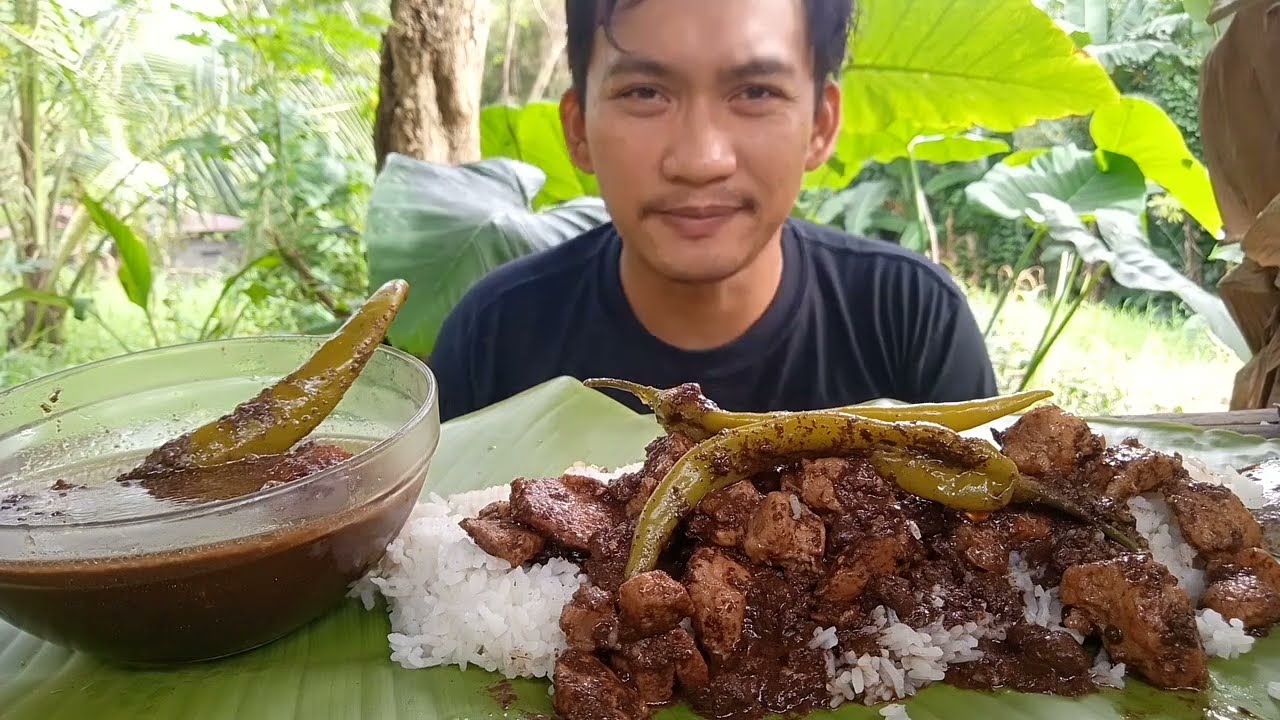 Kumakain ba kayo ng may halong Dugo | Sinangag na Baboy sa Dugo | MUKBANG ASMR