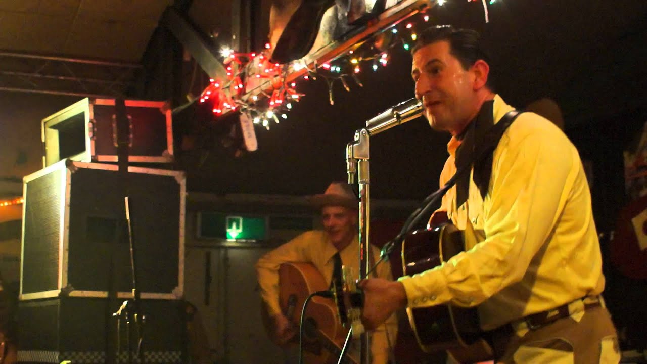 Charlie Thompson - The Cats Were Jumpin' - Cruise Inn Oct.2012