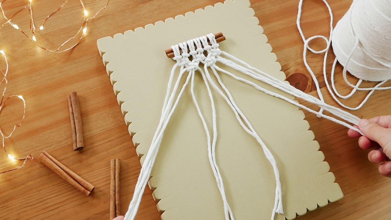 Macrame Christmas Ornament | Easy Tutorial for Beginners