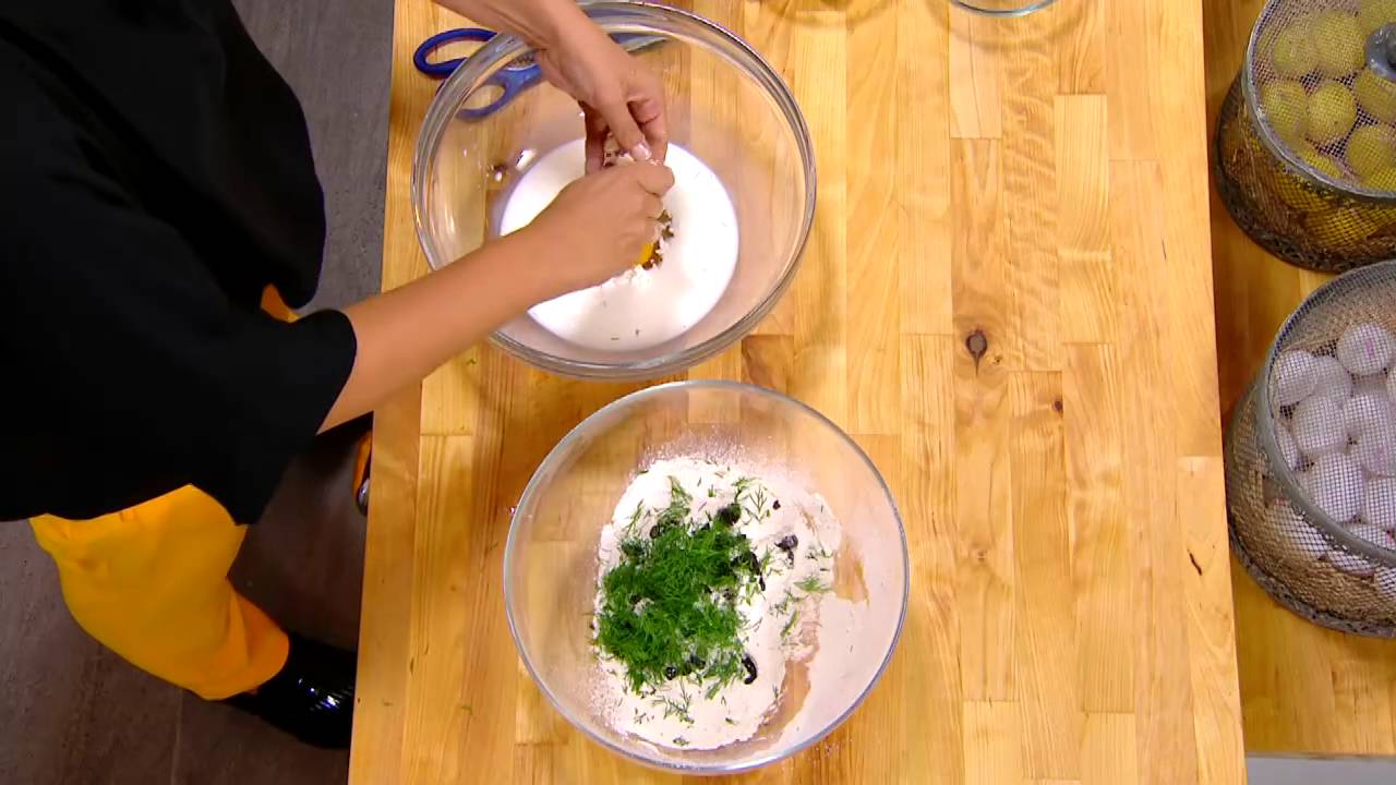 Zeytinli Beyaz Peynirli Muffin Tarifi