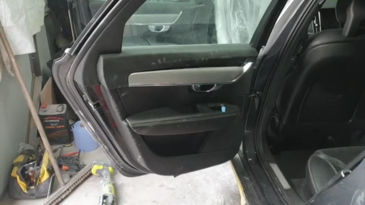 Снятие дверной карты задней двери volvo v90.