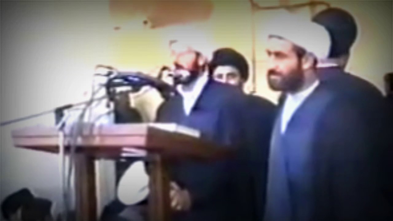 اذان مسجد الكوفة المعظم بصوت الشيخ علي النعماني في زمن السيد الشهيد الصدر سنة 1999م