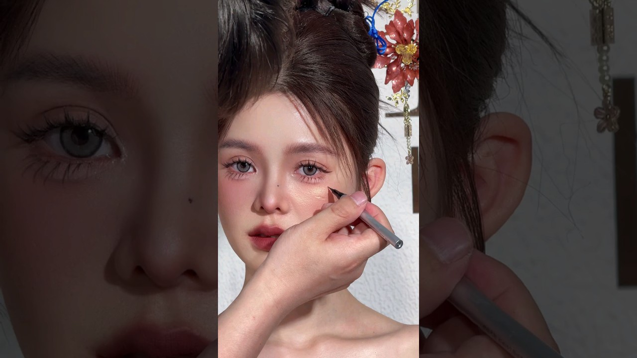 satisfying makeup up tips clip. #makeup #makeuptips #makeupviral #yshort