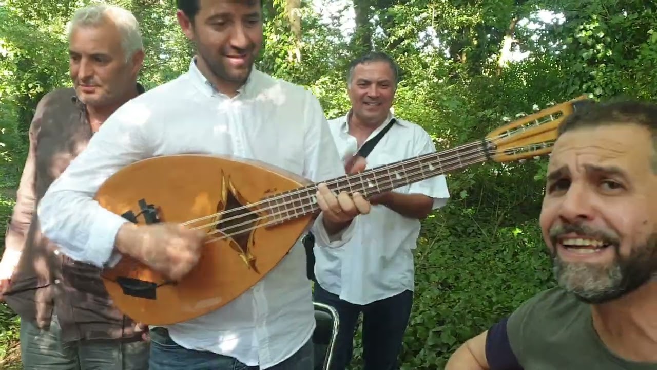 Le grand khieredine kati et le grand Rabah khalfa accompagné de Lounes Kaci et Youcef Kaci