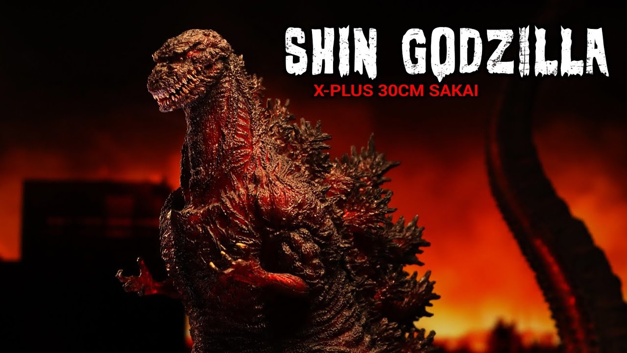 SHIN GODZILLA 30CM X-PLUS SAKAI RIC VERSION SHOWCASE.