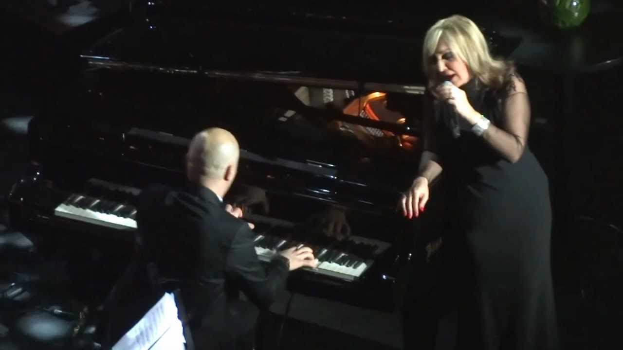 Googoosh- Dar Emtedad Shab, Bavar Kon گوگوش - در امتداد شب و باور کن