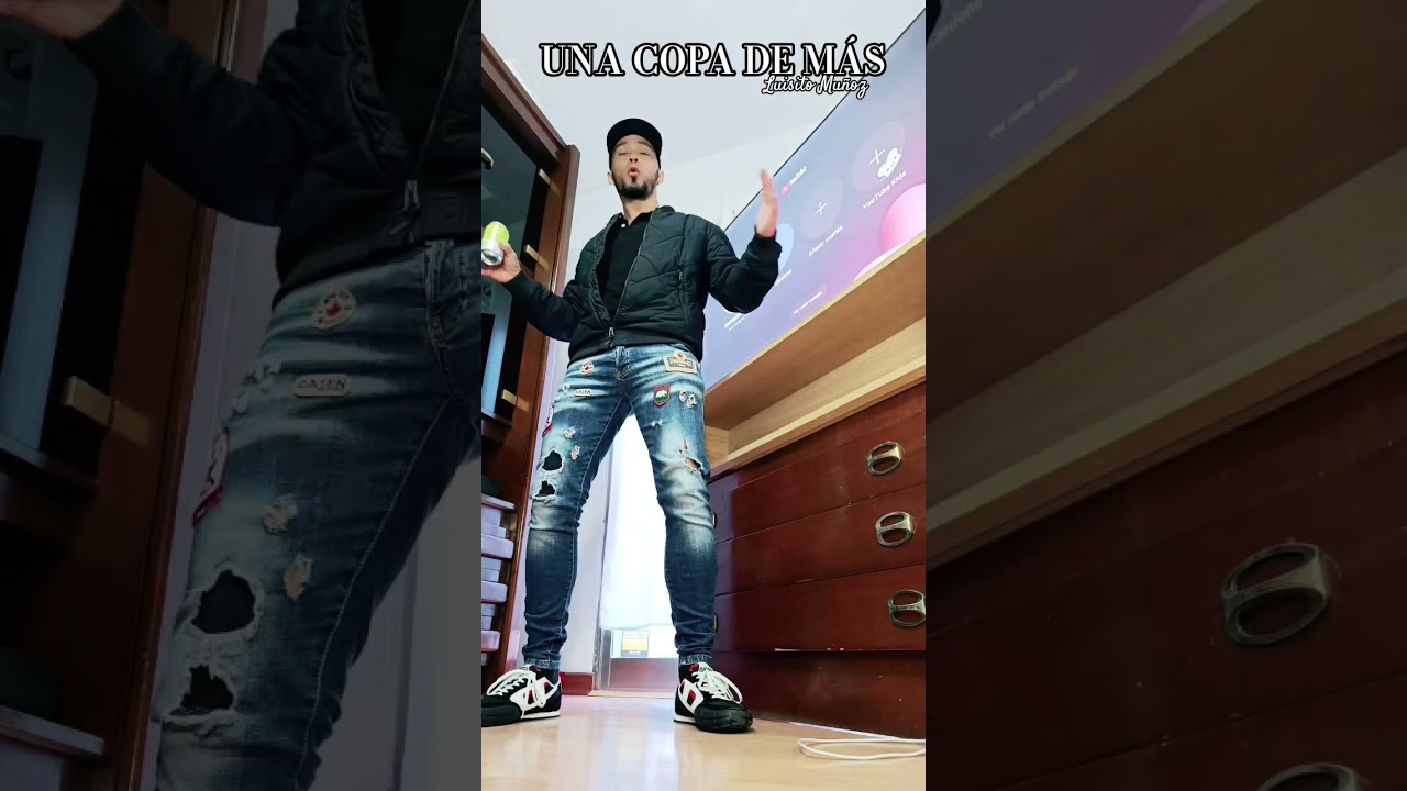 UNAS COPAS DE MÁS DE LUISITO MUÑOZ UNA CANCIÓN DEDICADA AL DESPECHO 