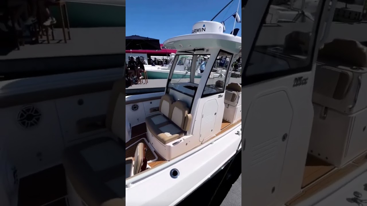 FLIBS 2022 - 285CC Everglades Center Console