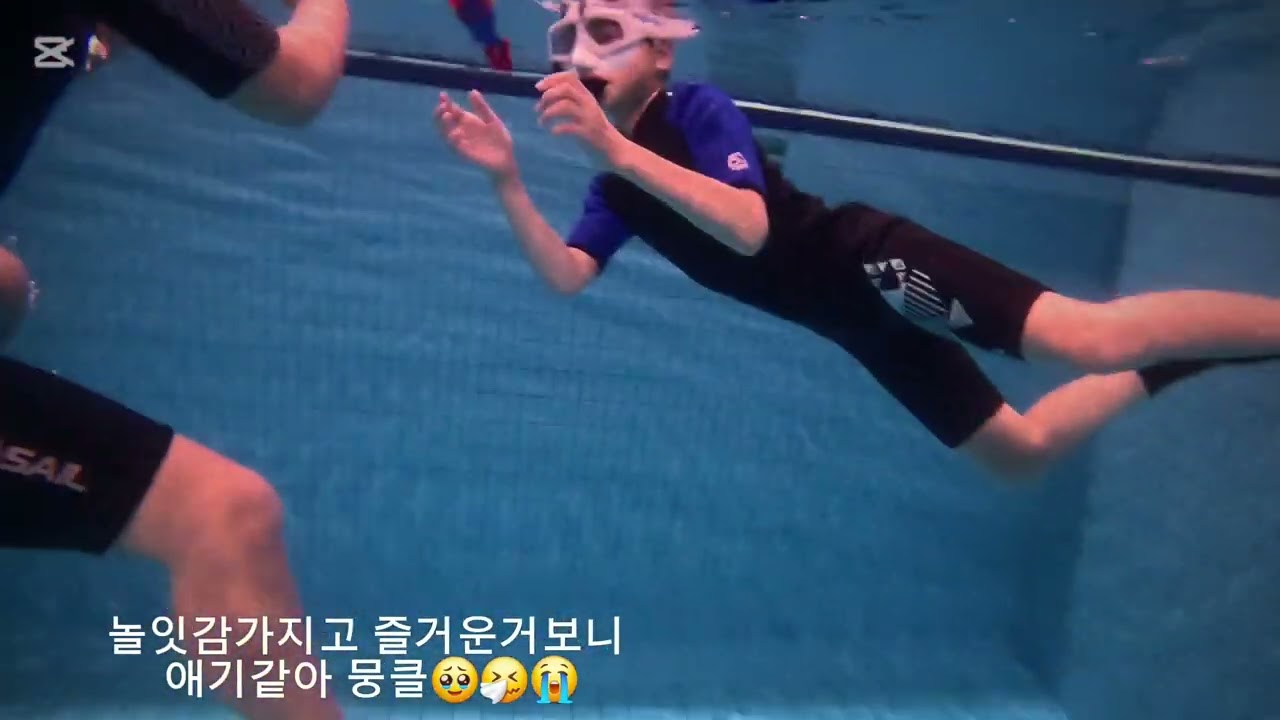 초딩🤔 배운적도 없는데 거의 프리다이버👍🏽#프리다이빙 #덕다이빙 #초등학생 