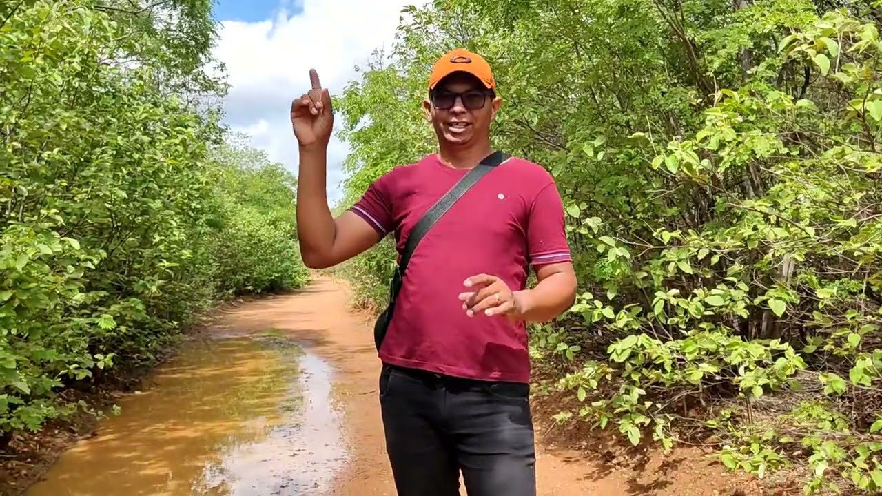 FOMOS FAZER UMA VISITA A APARECIDA AQUI NO SÍTIO MAMOEIRO VERDEJANTE PERNAMBUCO 