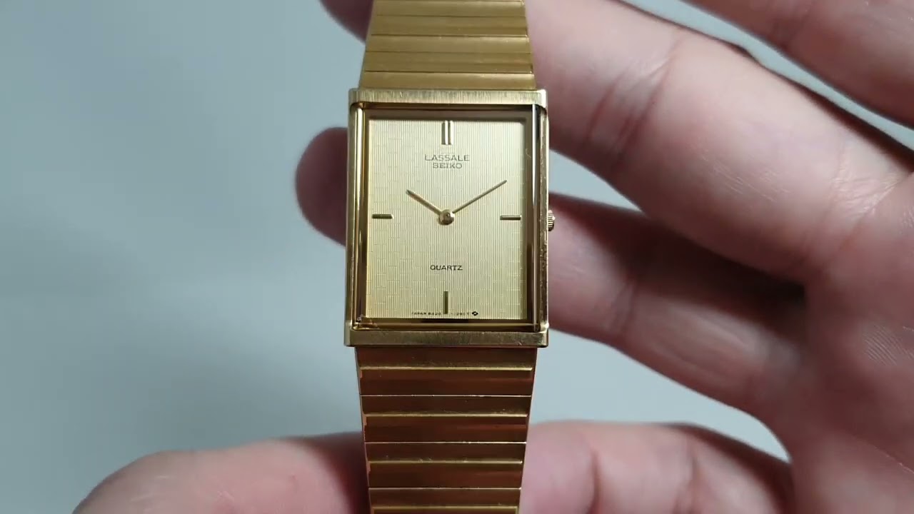 1984 Seiko Lassale ultra thin men's vintage watch.  Model reference 8420-6709