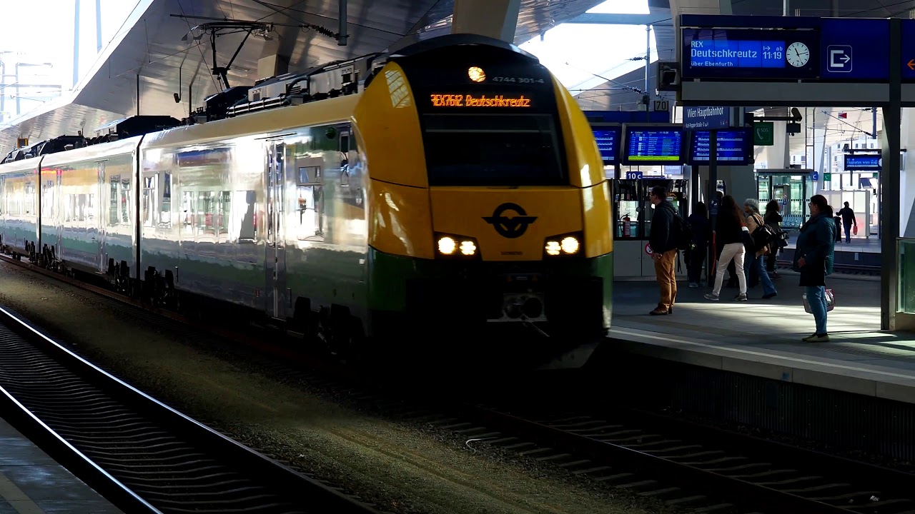 Railway  - Wien Hauptbahnhof  2018 (4K)