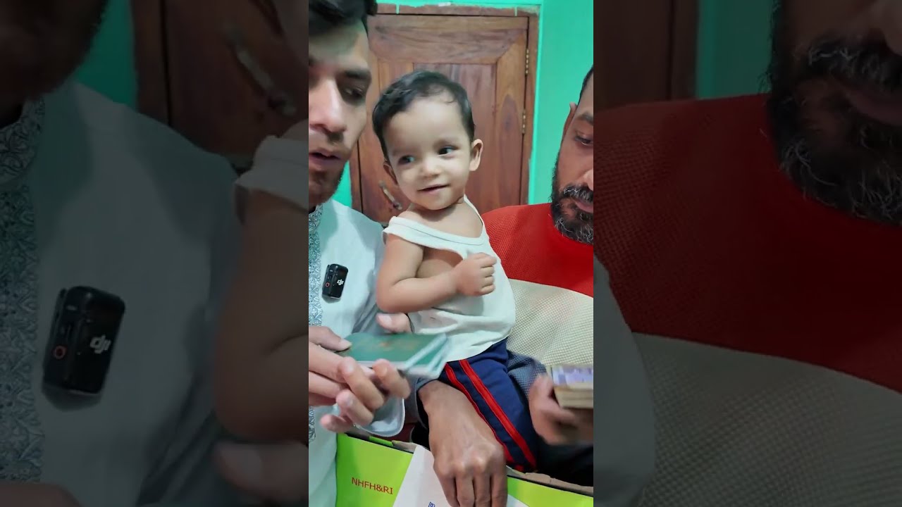 একটা শিশুর কান্না কি আমাদের হৃদয় নাড়া দেয় না?”উন্নত চিকিৎসার জন্য নিয়ে যেতে হবে চায়না। 😭