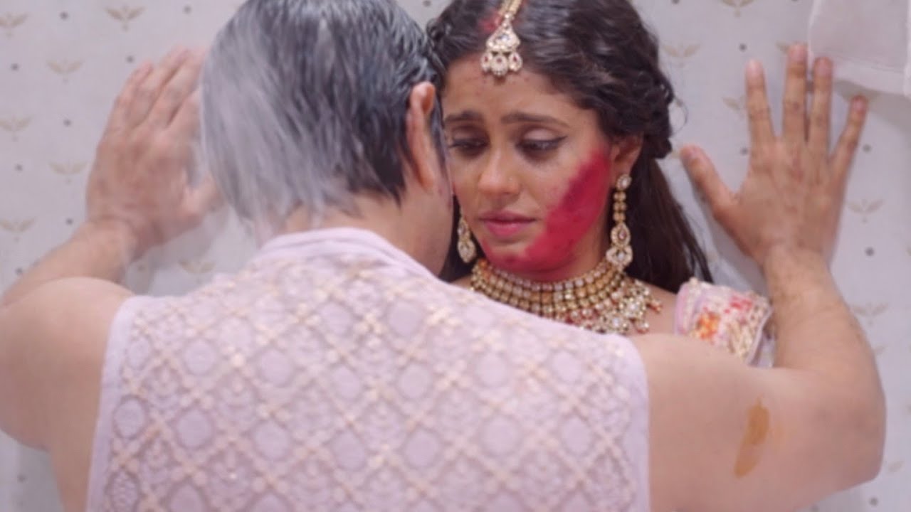 Vikrant Gets Romantic With Mannat After Drink Bhaang || MANNAT || UPCOMING TWIST