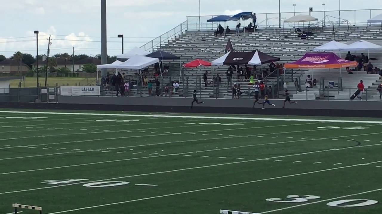 Track Excel's Rodney Smith 12u 400m